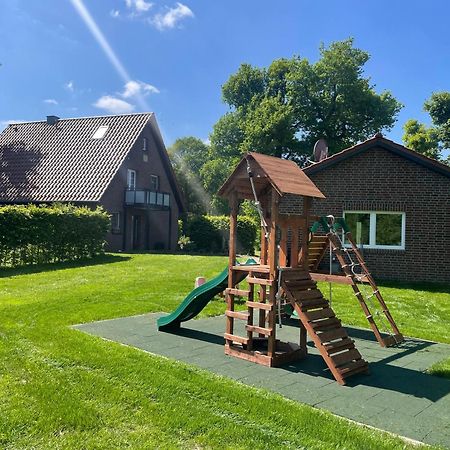 Ferienhaus Jahn Barssel  エクステリア 写真